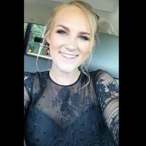 Meet your Posher, Katrina